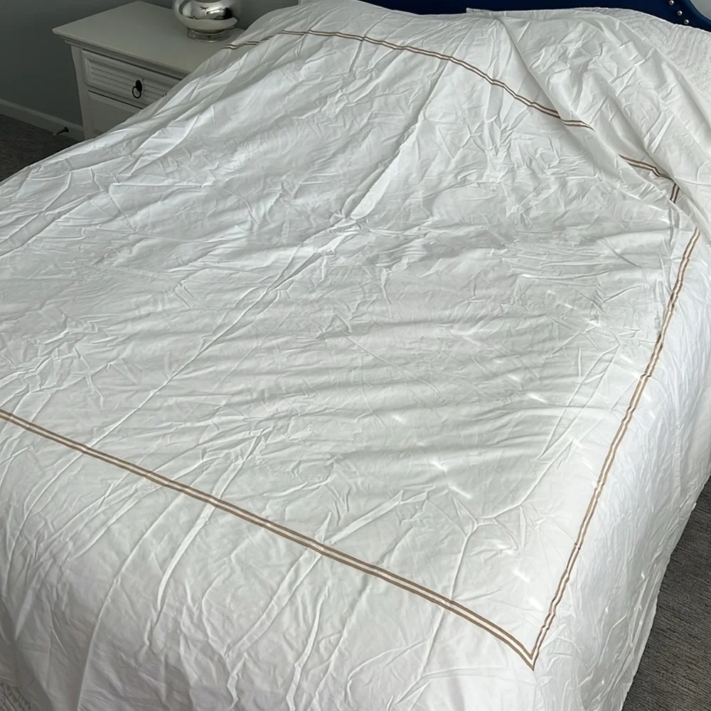 Hudson Park queen/ full Italian cotton comforter cover